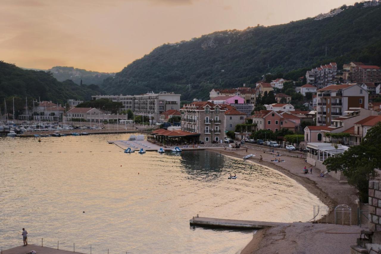 Hotel Rr Herceg Novi Bagian luar foto