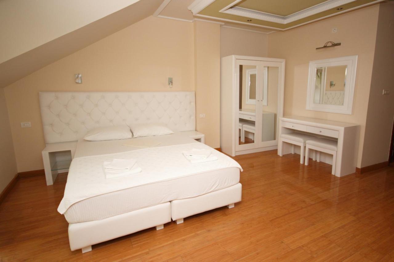 Hotel Rr Herceg Novi Bagian luar foto