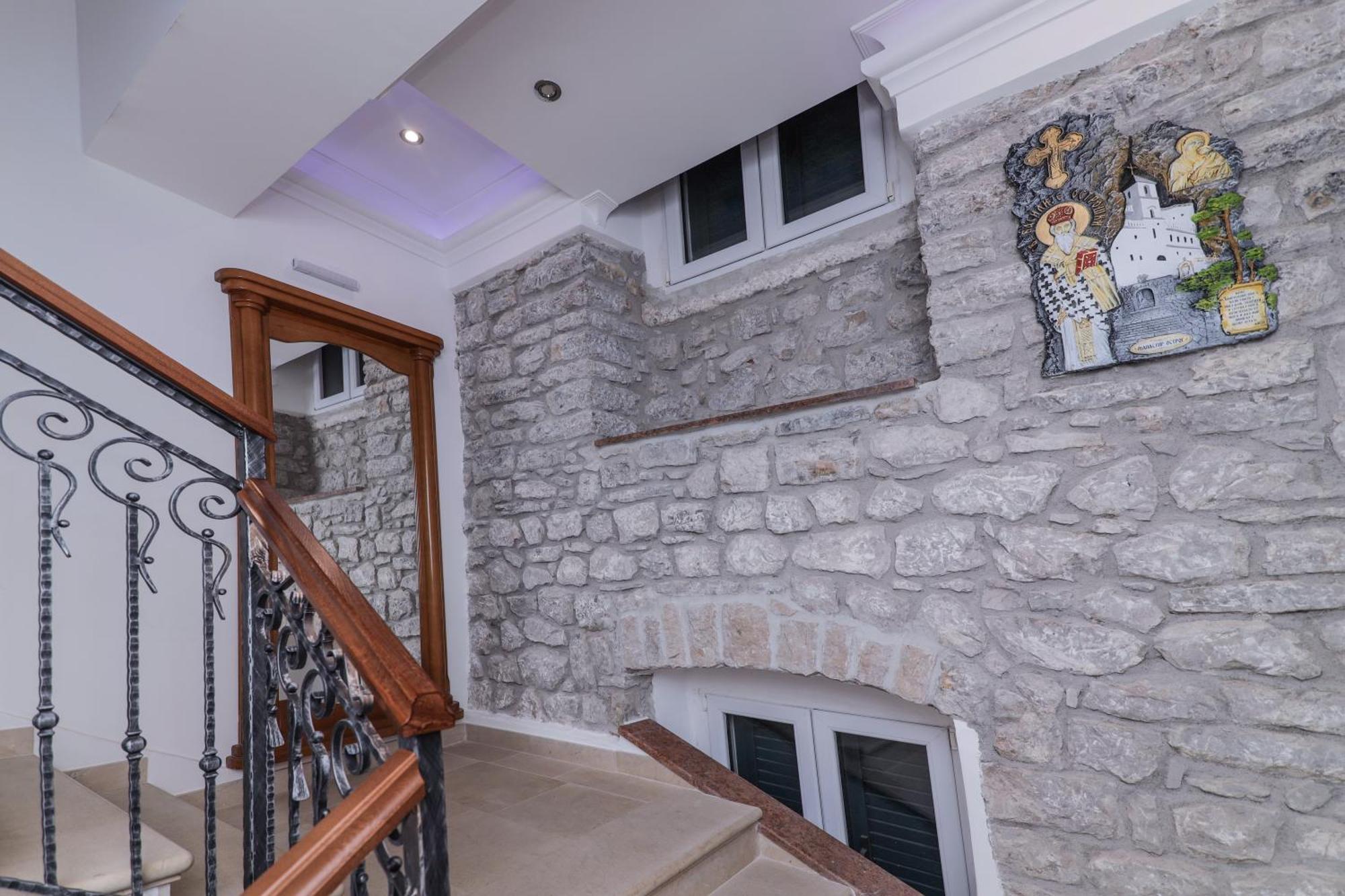 Hotel Rr Herceg Novi Bagian luar foto